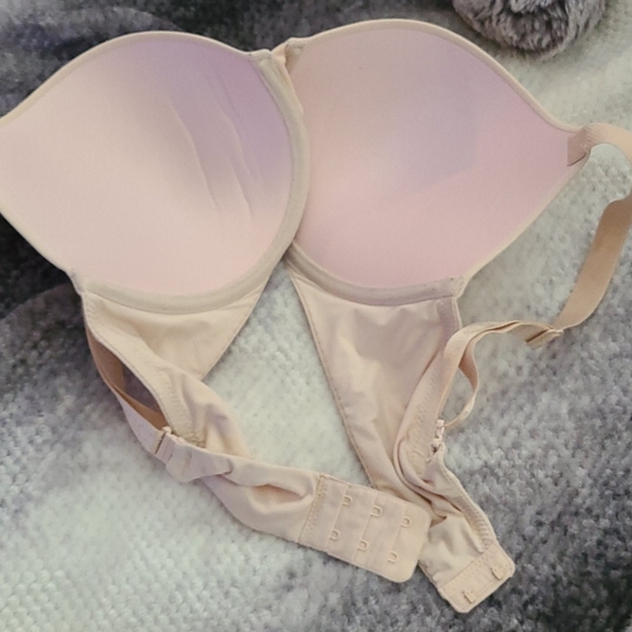 💝Victoria's Secret push up bra💝 - Picture 2 of 3